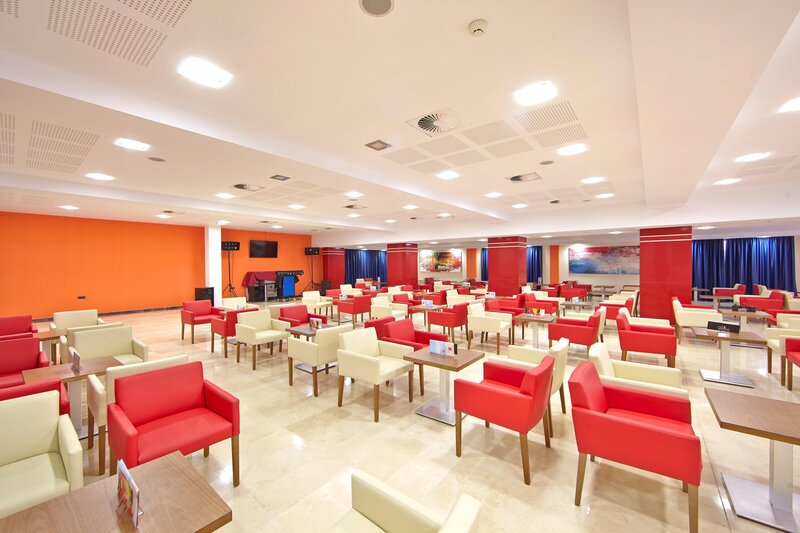 MLL Caribbean Bay 25