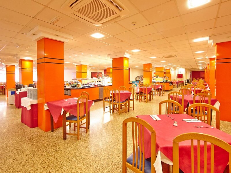 MLL Caribbean Bay 8