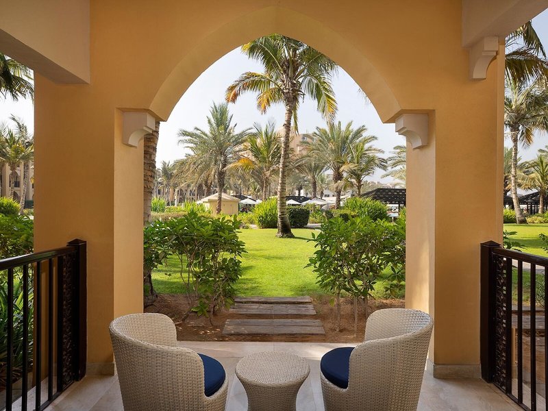 Doubletree by Hilton Resort & Spa Marjan Island 42