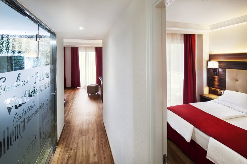 Europe Playa Marina 40