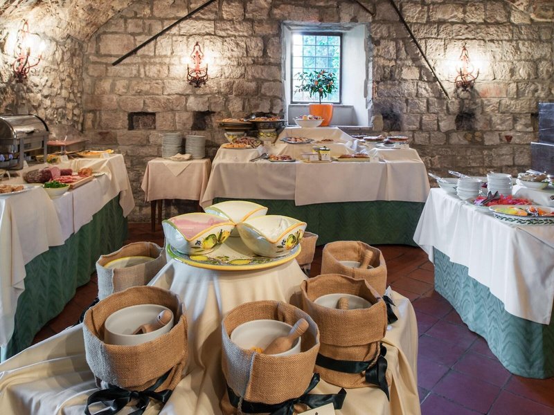 Castello Di Spaltenna 32
