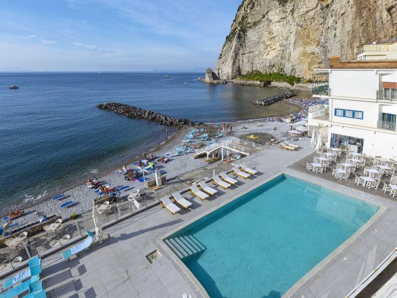 Marhotel Alimuri 10