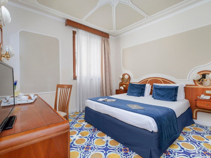 Marhotel Alimuri 27