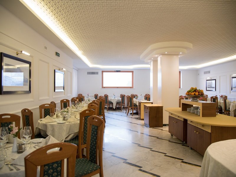 Hotel Villa Maria Sorrento 11