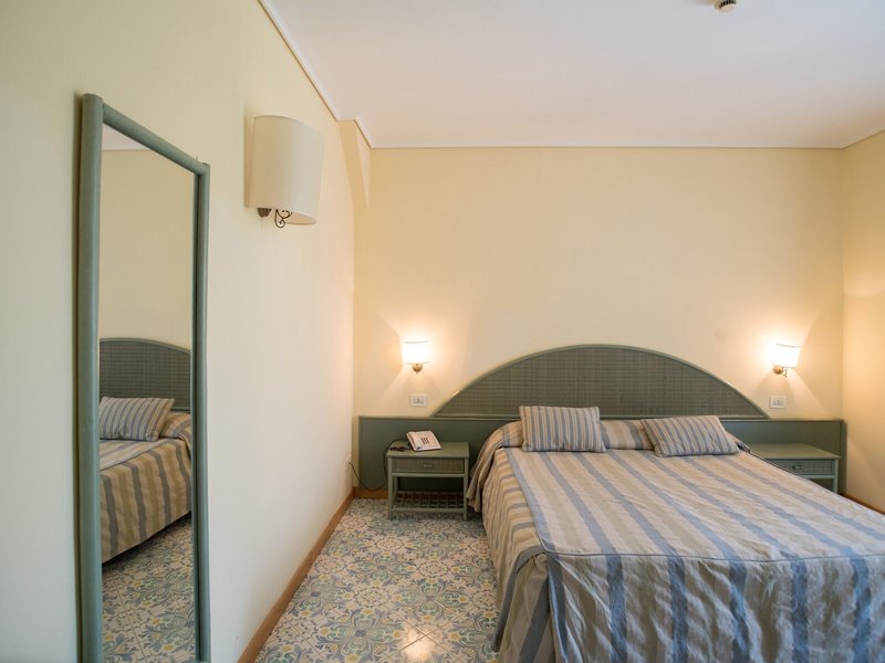 Hotel Villa Maria Sorrento 12
