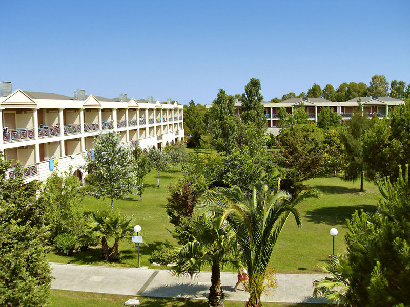 Akiris Hotel & Residence 7