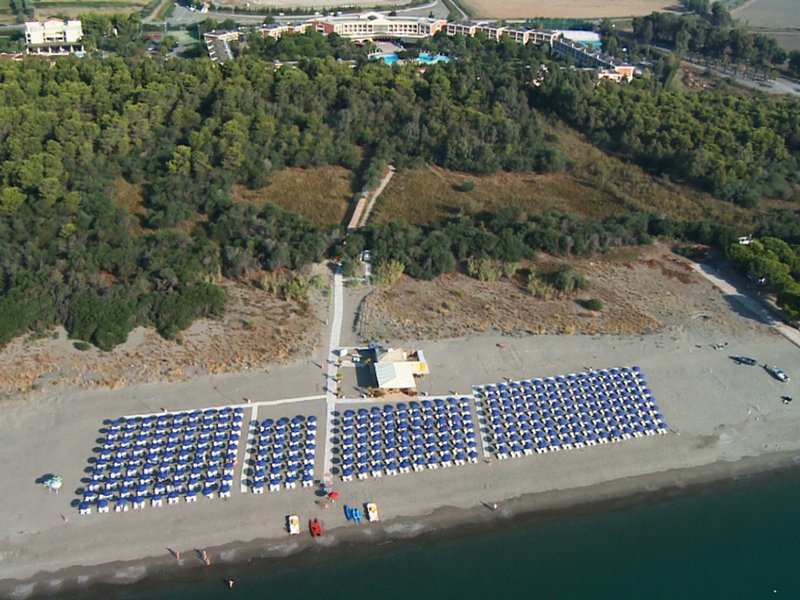 Akiris Hotel & Residence 9