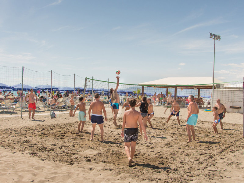 Akiris Hotel & Residence 25