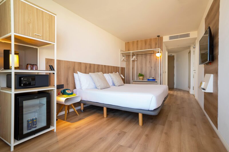 INNSiDE Calviá Beach 42