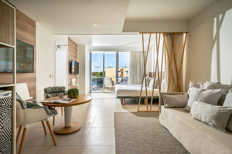 INNSiDE Calviá Beach 69