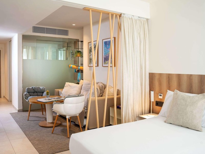 Calvia Beach The Plaza Managed by Melia 40
