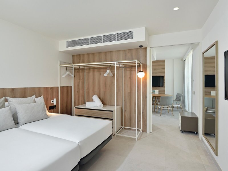 Calvia Beach The Plaza Managed by Melia 50