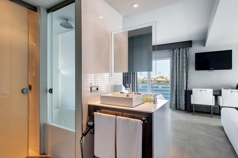 Barceló Hamilton Menorca 64