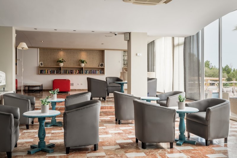 Vistasol Apartamentos 8