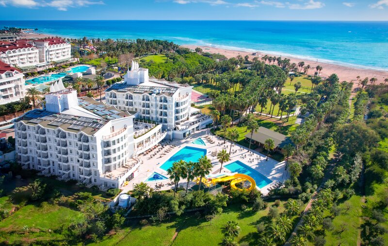 Royal Atlantis Beach 14