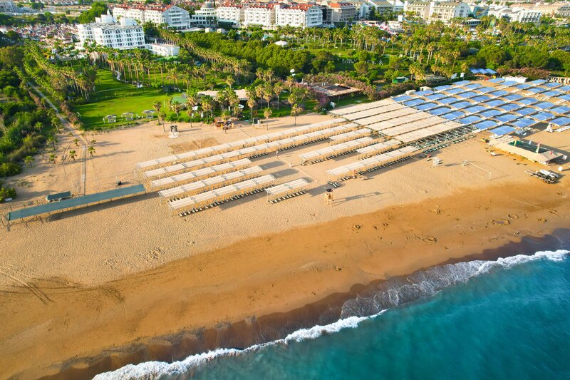 Royal Atlantis Beach 25