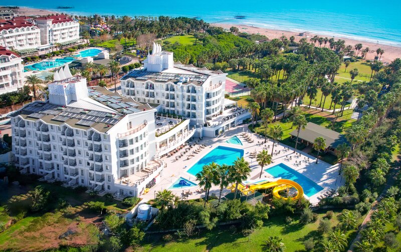 Royal Atlantis Beach 29