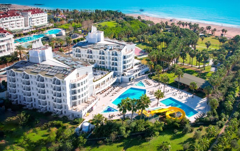 Royal Atlantis Beach 27
