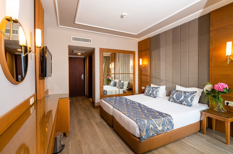 Royal Atlantis Beach 44