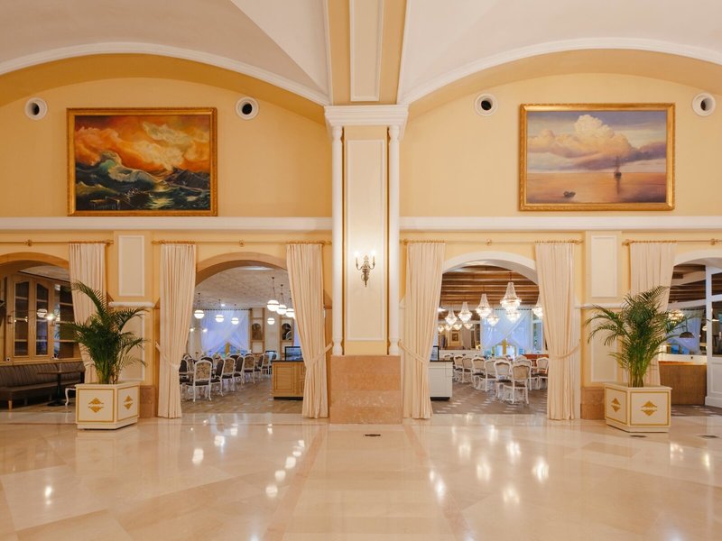 Kremlin Palace 49