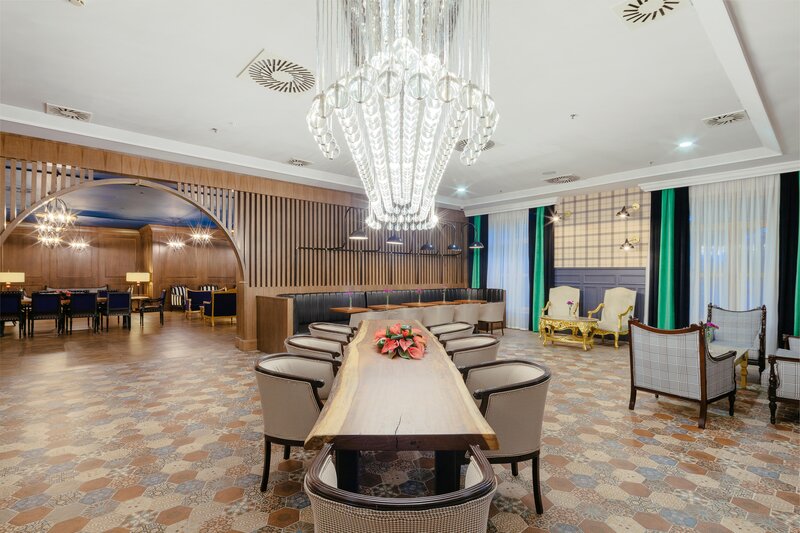 Kremlin Palace 97