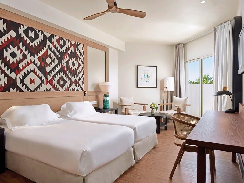 H10 Estepona Palace 8