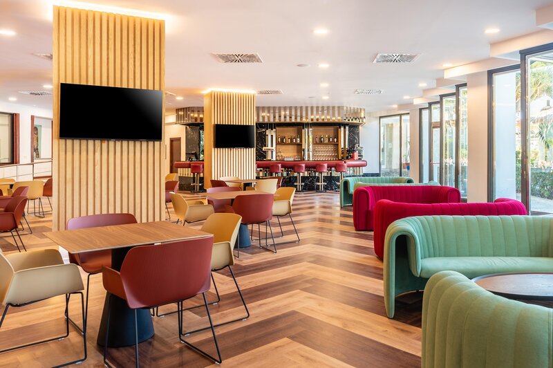 Vibra Beverly Playa 65