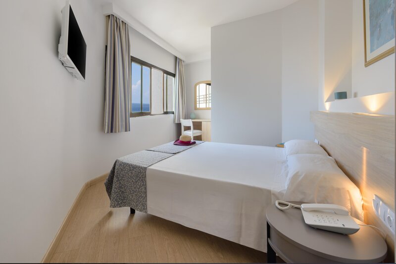 Vibra Beverly Playa 99