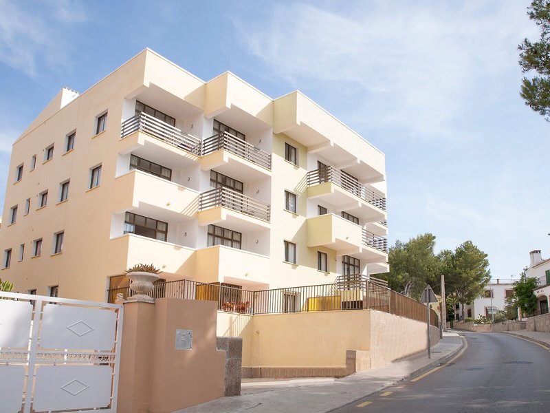 Bon Aire Apartments 3