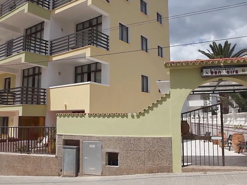 Bon Aire Apartments 4