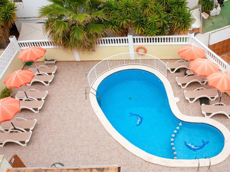 Bon Aire Apartments 10