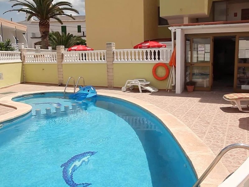 Bon Aire Apartments 14