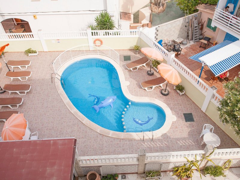 Bon Aire Apartments 15