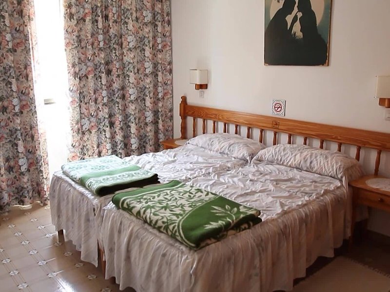 Bon Aire Apartments 31