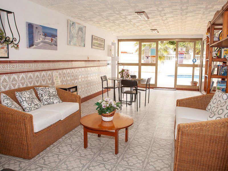 Bon Aire Apartments 35