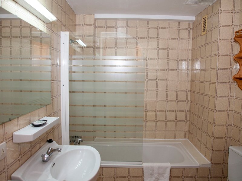 Bon Aire Apartments 44