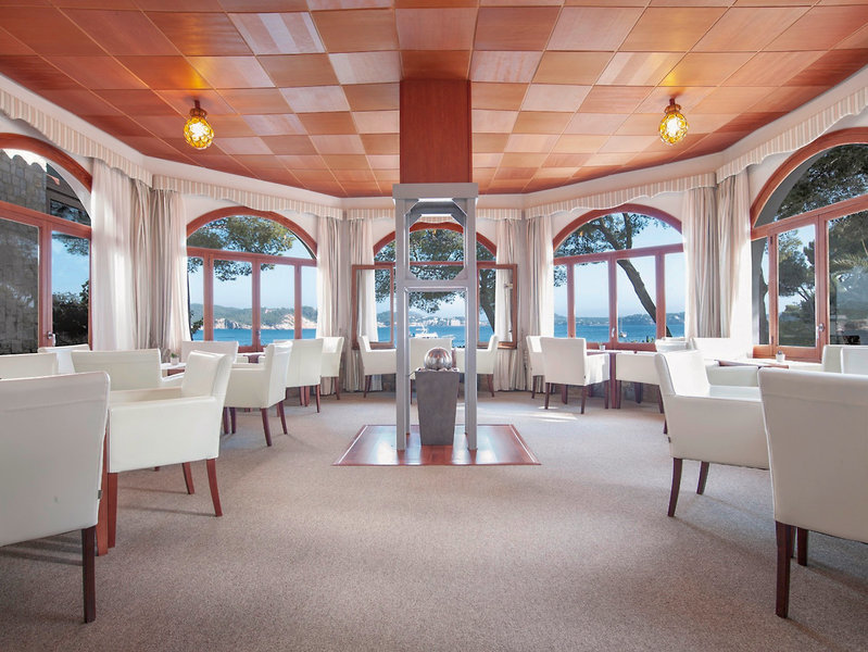 Hotel Cala Fornells 9