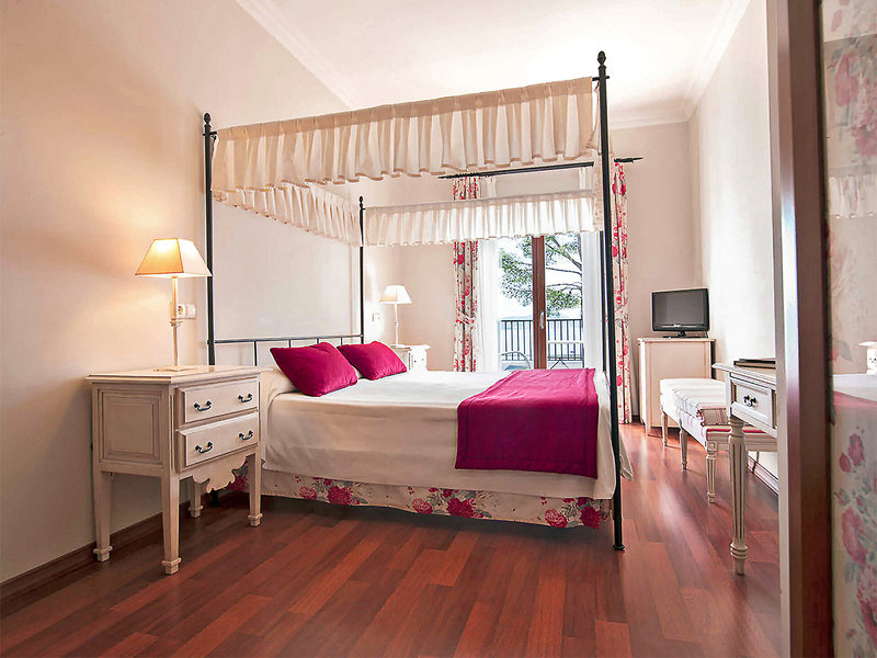 Hotel Cala Fornells 2