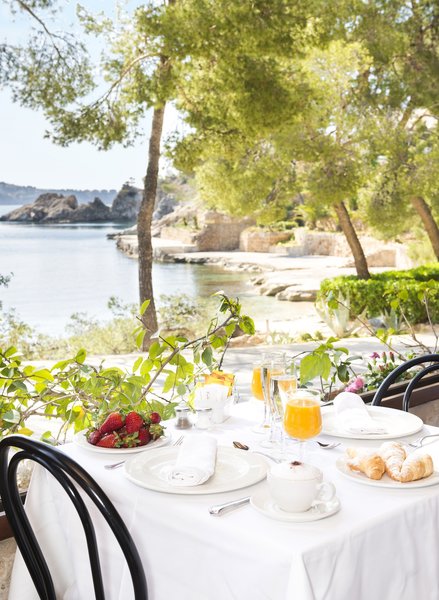 Hotel Cala Fornells 8