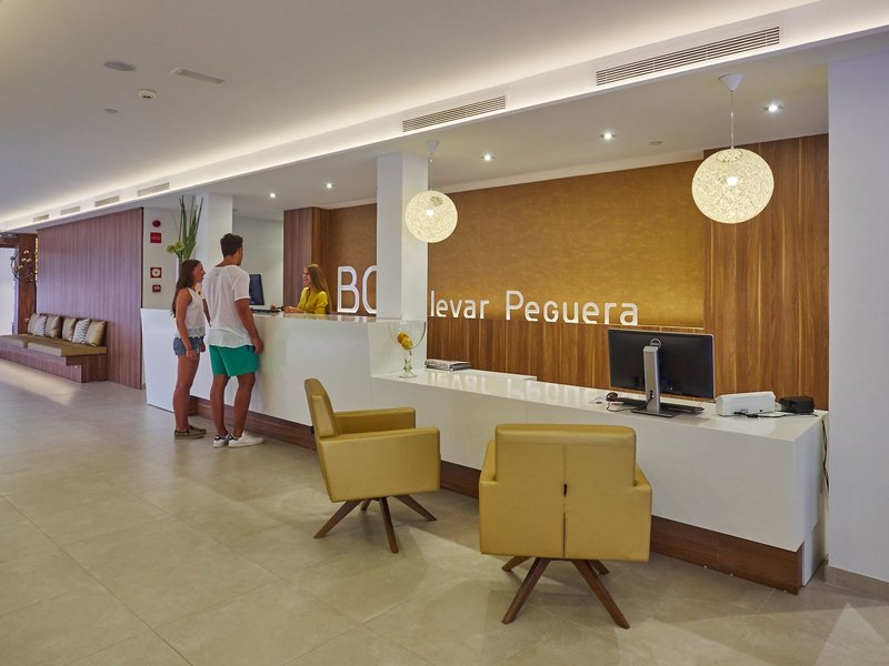 BQ Bulevar Peguera Hotel 10