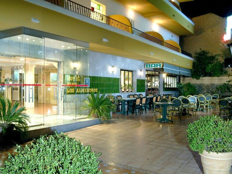 Flor Los Almendros Hotel 31