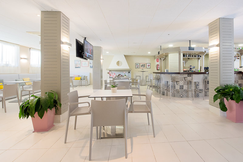 Flor Los Almendros Hotel 6