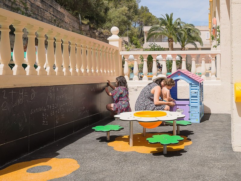 Flor Los Almendros Hotel 3