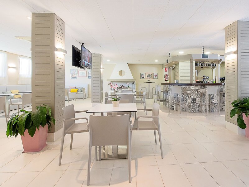 Flor Los Almendros Hotel 15