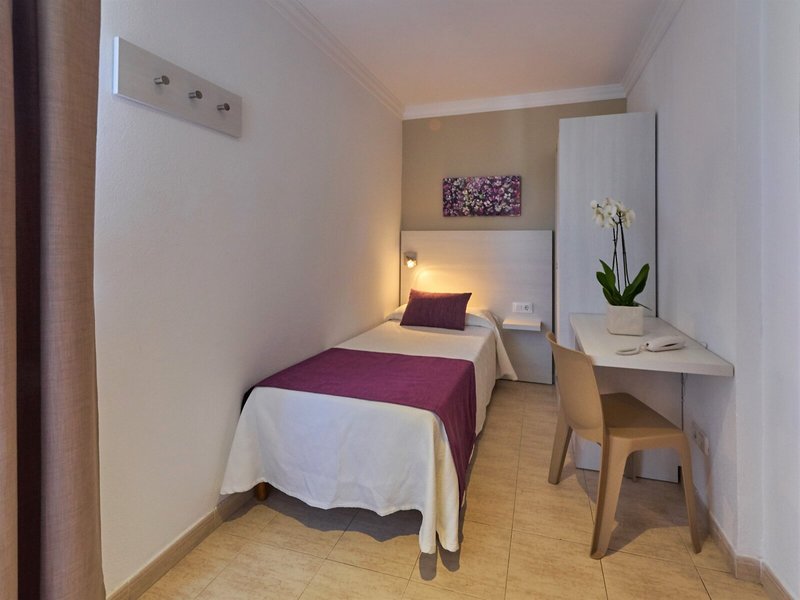 Flor Los Almendros Hotel 48