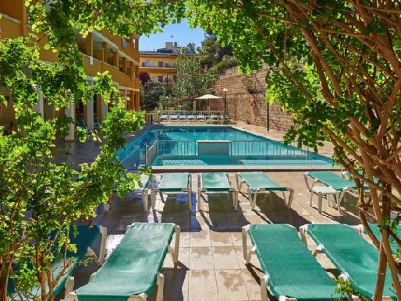 Flor los Almendros Hotel 2