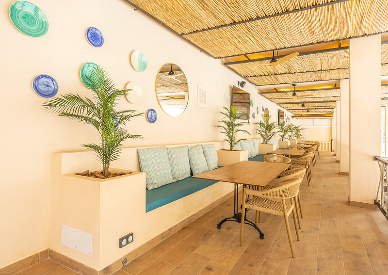 Flor Los Almendros Hotel 9