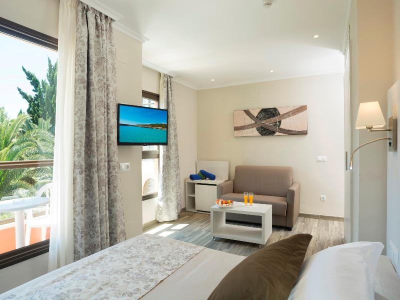 Ona Palmira Paguera 4