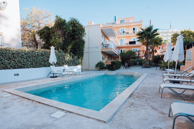 Hotel Morlans Garden 3