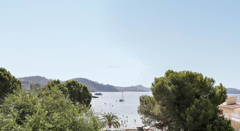 Neptuno Paguera Hostal 2